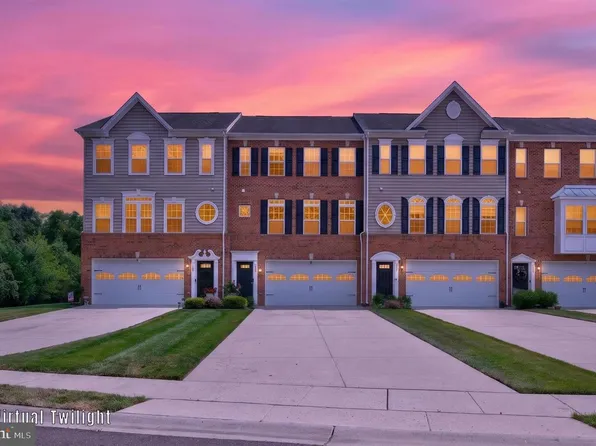 26 Isabelle Ct, Marlton, NJ 08053