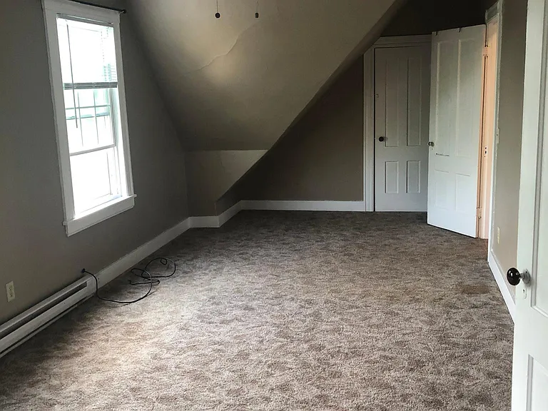 Bedroom, rug has since been updated!