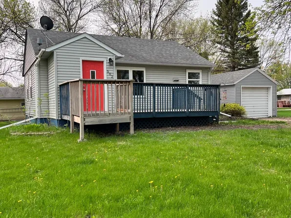 502 5th St E, Herman, MN 56248