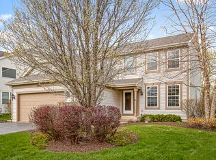 1660 Seaton Ln, Elgin, IL 60123