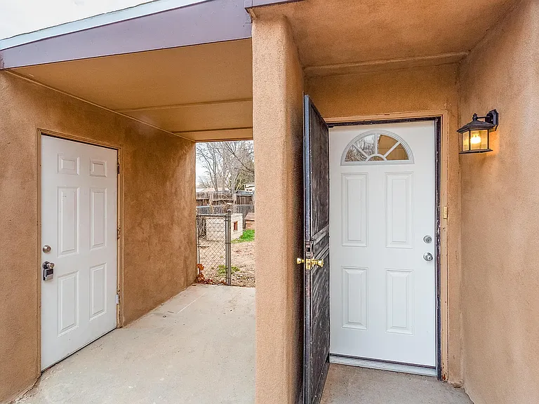 157 Sunset Pl SW — Photo 16