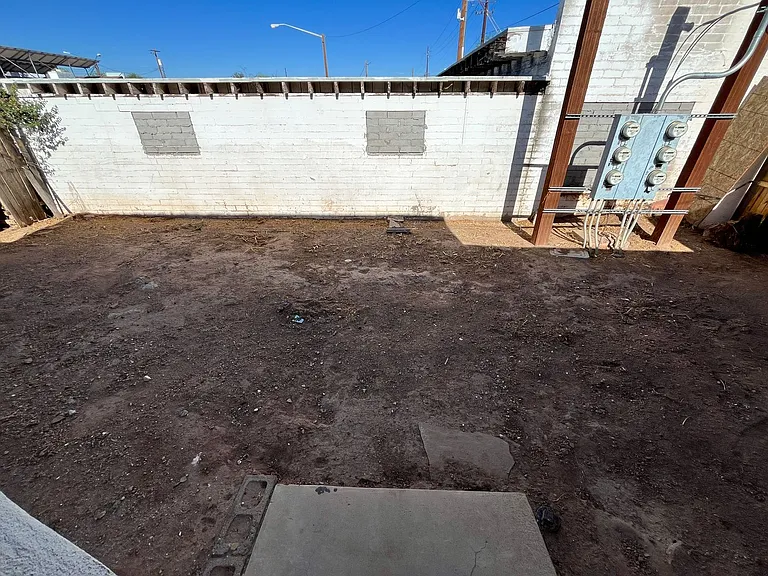 220 E Fort Lowell Rd — Photo 41