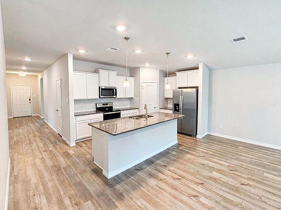 2nd image of 3790 Moffat Ct