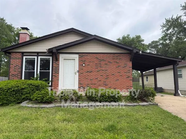 3015 Matlock Dr, Florissant, MO 63031