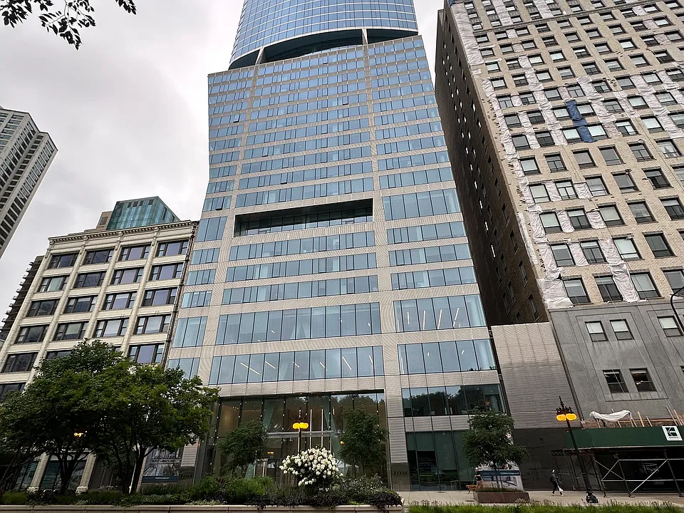 1160 S Michigan Ave #1412