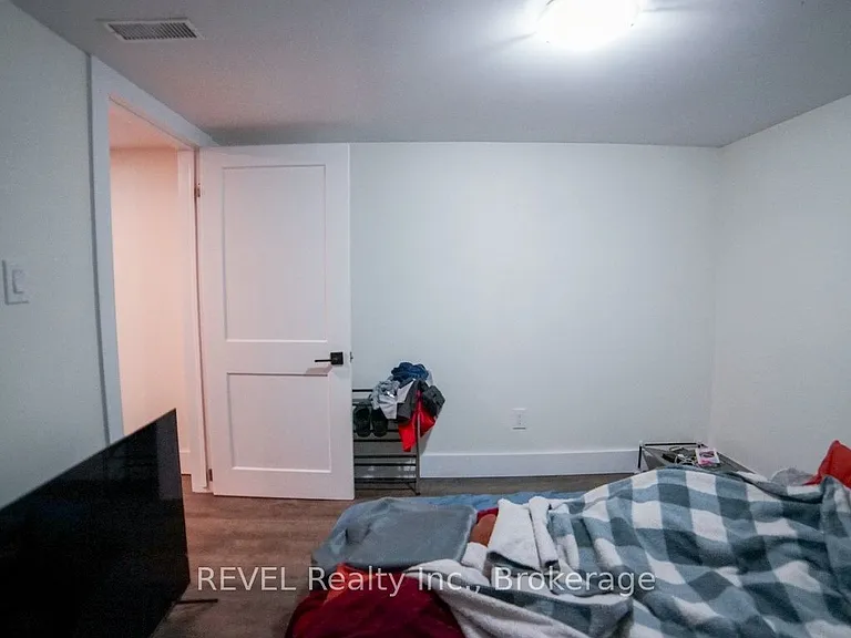 50 Pelham Rd — Photo 30