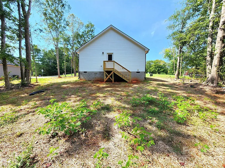1302 Rainbow Dr — Photo 15