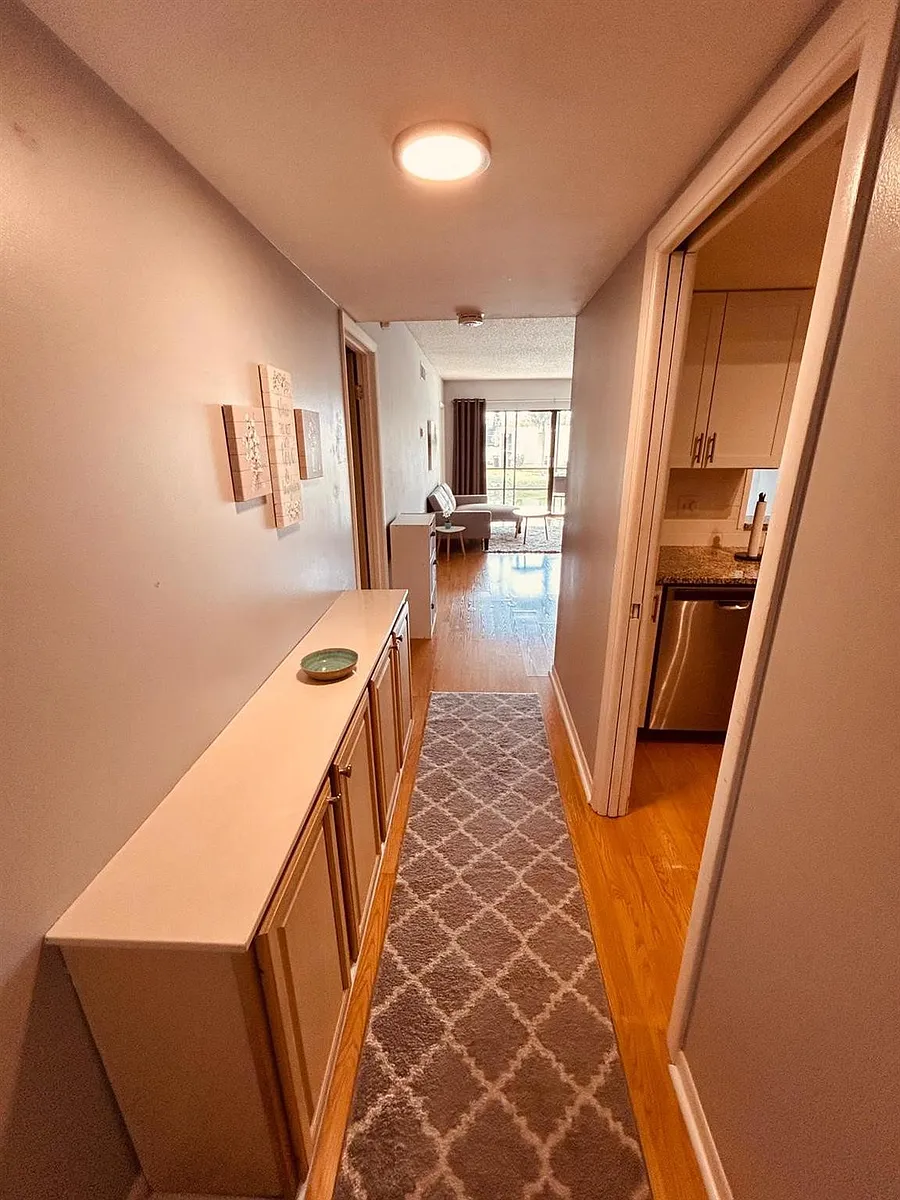 Building Photo - 2050 Oleander Blvd #703