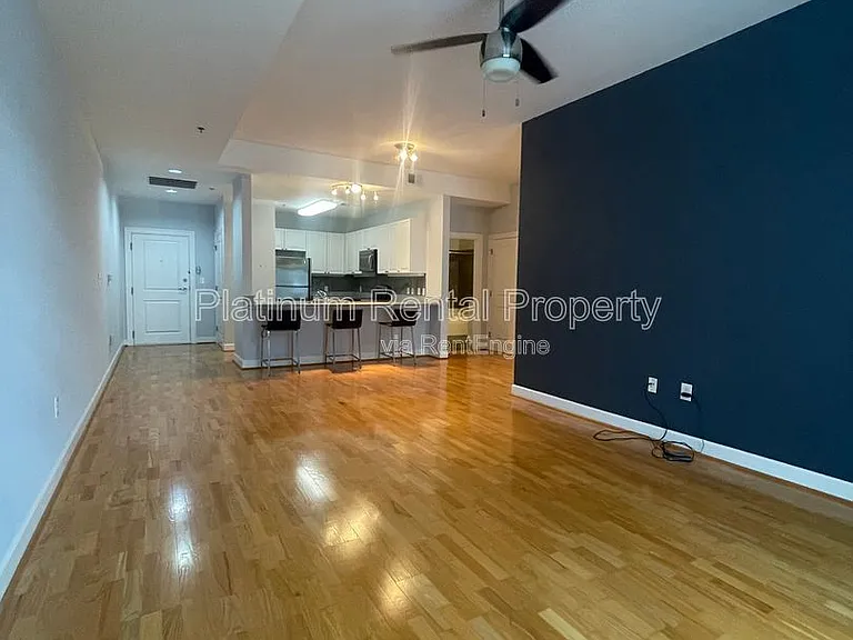 325 E Paces Ferry Rd NE #414 — Photo 5