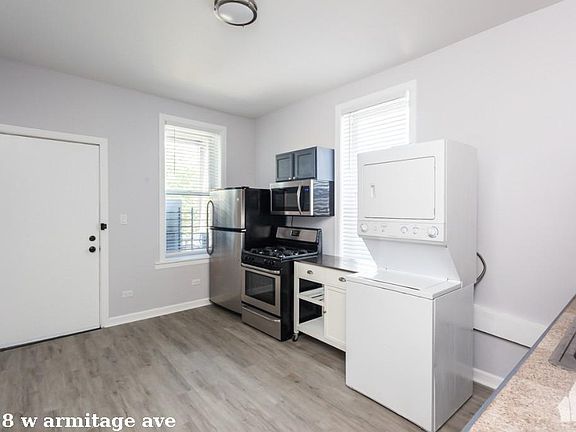 2nd image of 2228 W Armitage Ave #1628
