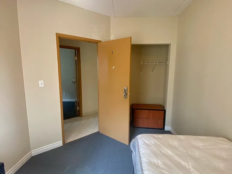253 Lester St #5 — Photo 11