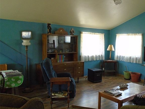 5th image of 210 Antwyne Ln