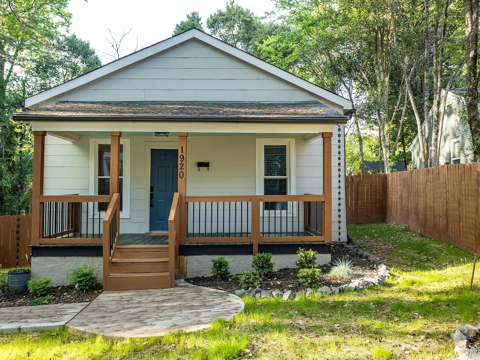 2 bed, 1088 sqft, $2,000 — Photo 3