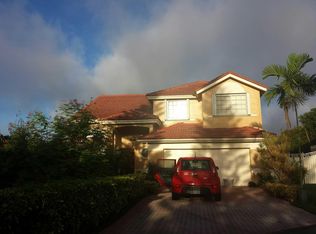 7976 NW 190th Ln, Hialeah, FL 33015