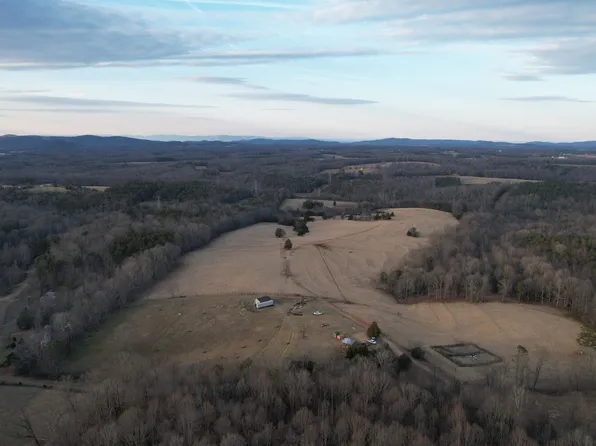 142 Mitch Rd, Union Grove, NC 28689