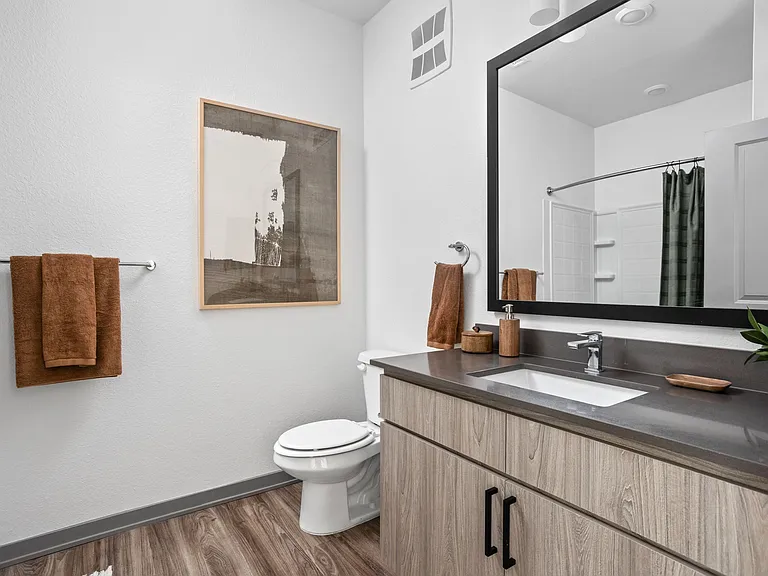 The Maddox Luxury Apartments — Photo 102
