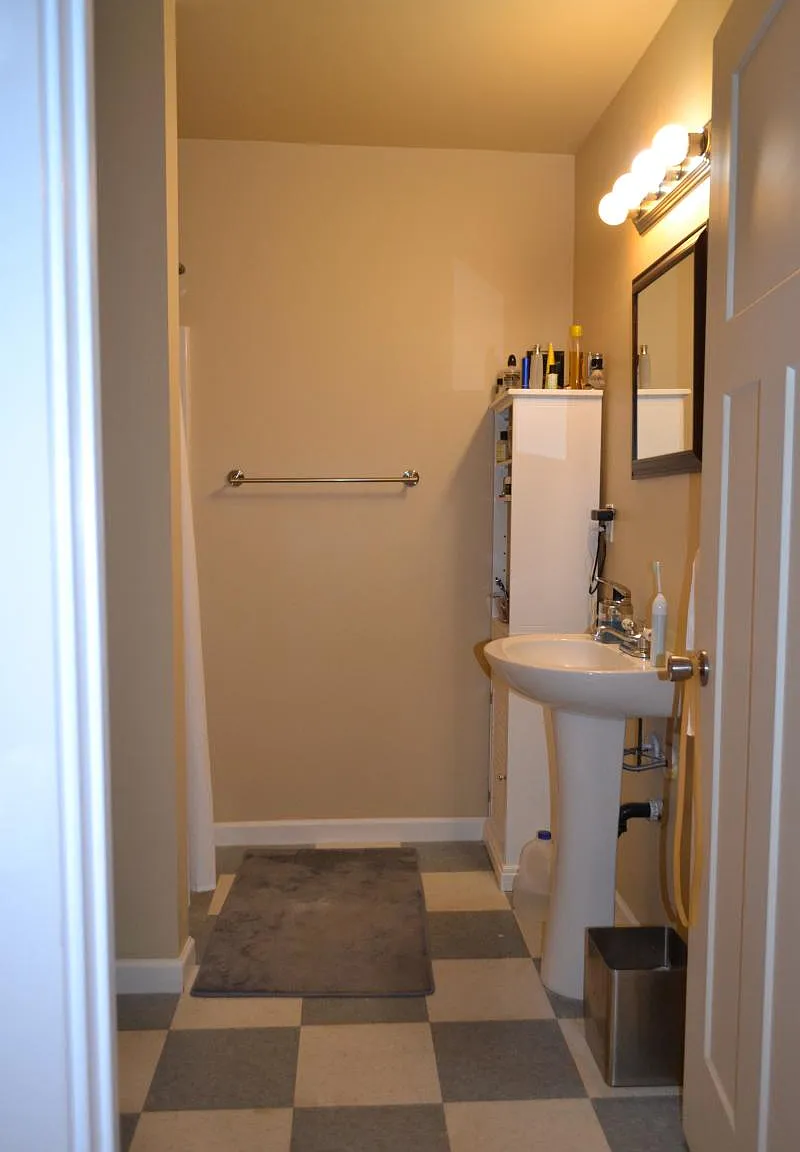 1 bed, 375 sqft, $1,425 — Photo 4