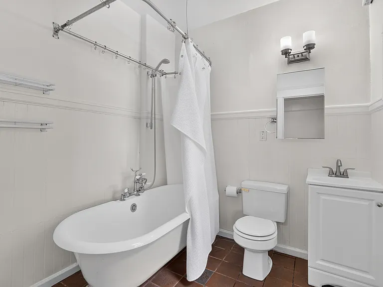 2808 Derby St #2810 — Photo 16