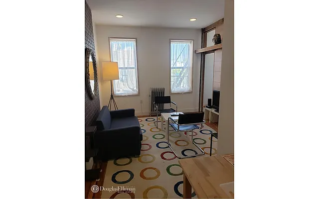Rented by Douglas Elliman | media 14