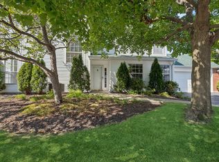 136 Welwyn St, Lake Bluff, IL 60044