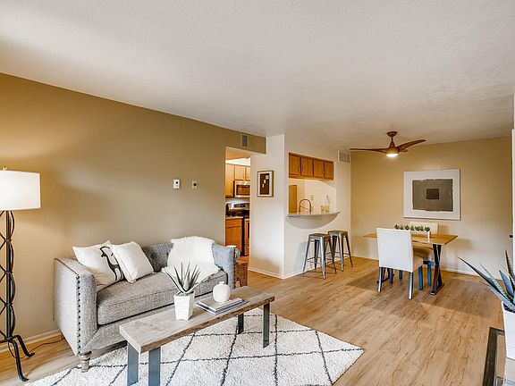 3rd image of 941 Calle Mejia APT 801