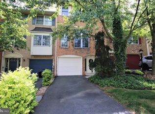 1007 Lindsay Ln, Hagerstown, MD