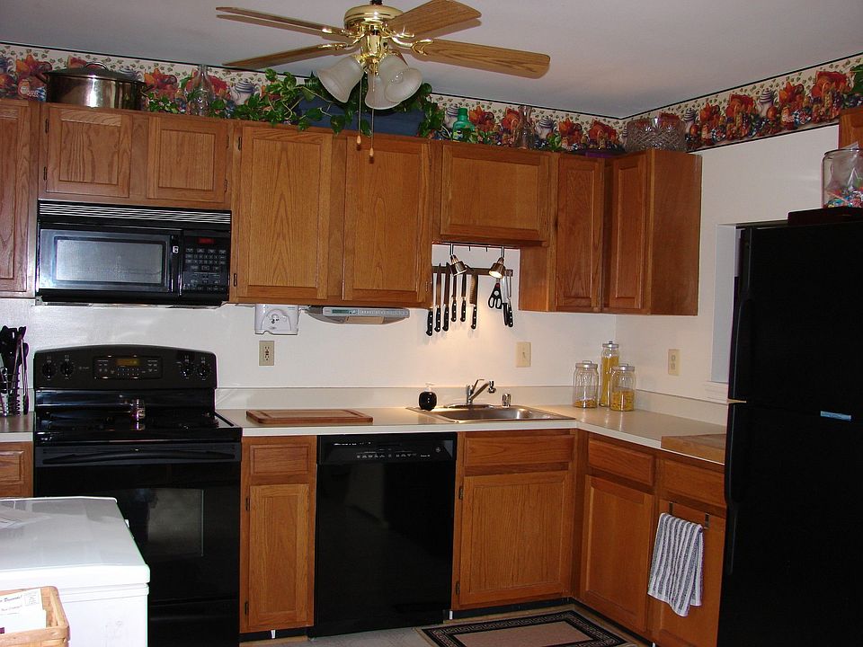 2nd image of 16230 Taconic Cir #112B