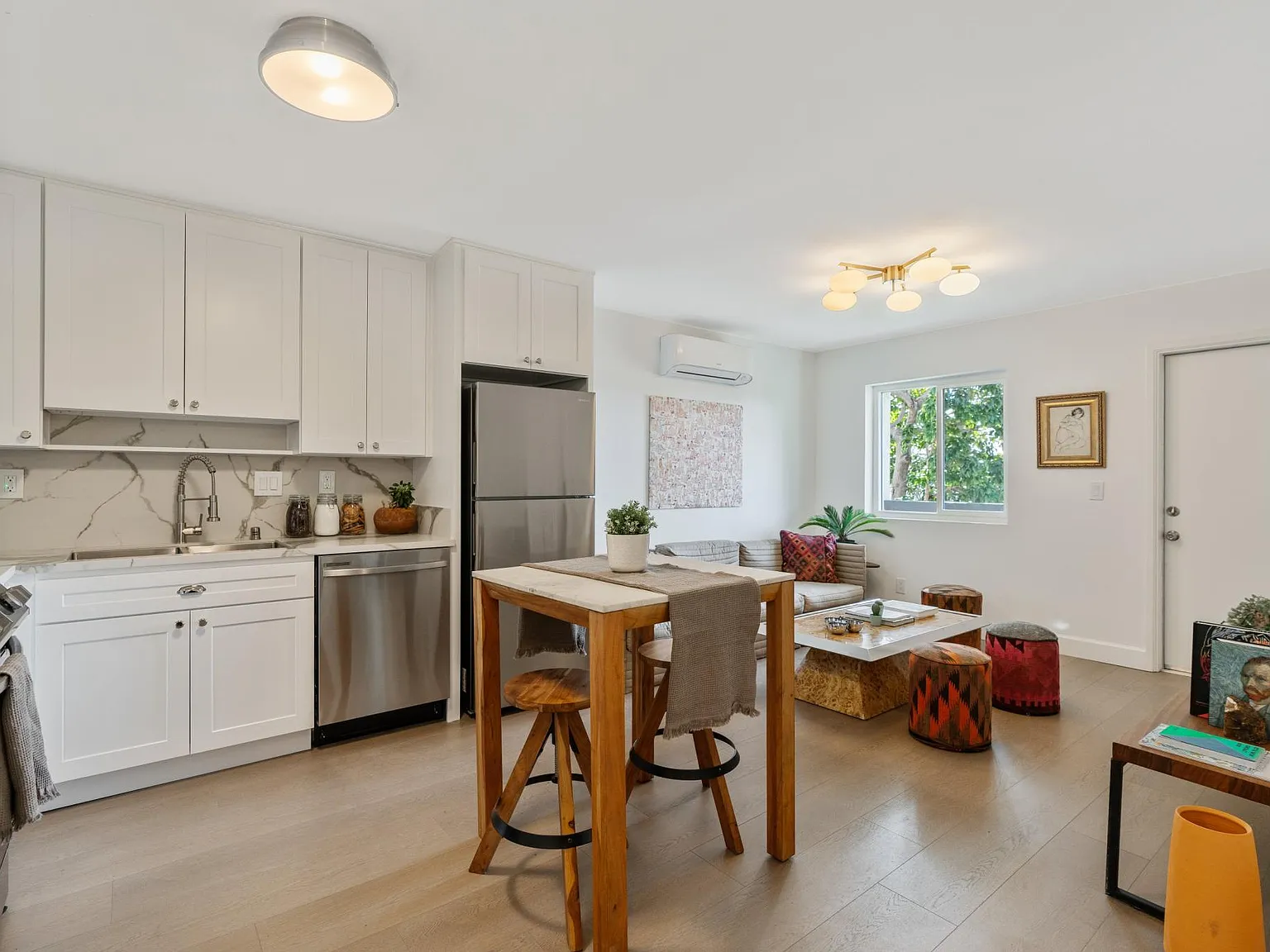 West View Terrace — Photo 3