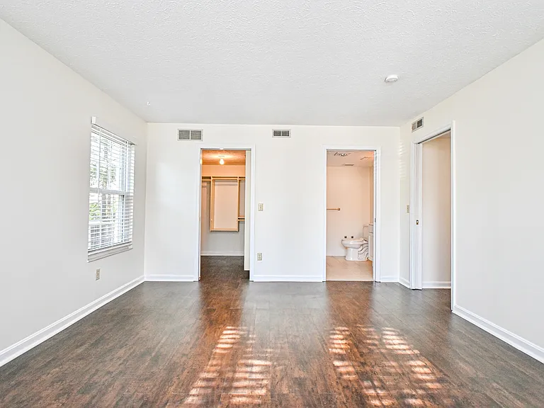 3021 Stratford Ct #1 — Photo 27