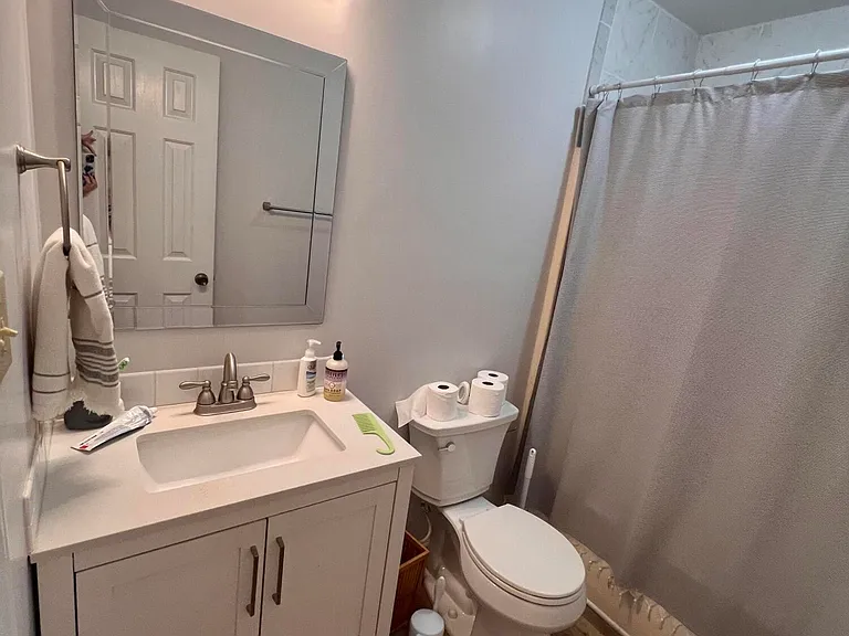 7019 N Sound Dr #NORTH — Photo 7