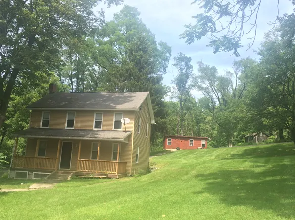 805 N Main St, Bangor, PA 18013