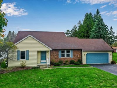 8976 Wehrle Dr, Clarence, NY, 14031