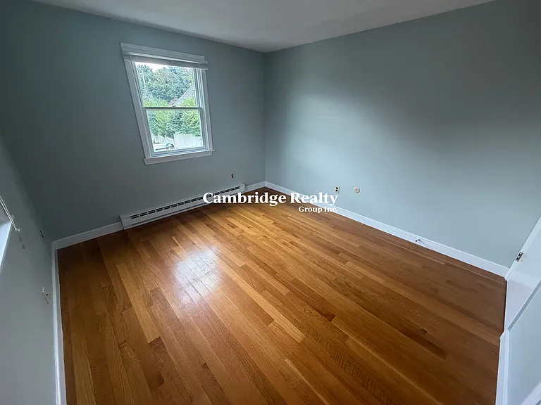 90-92 Sylvia St #2 — Photo 16