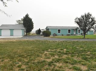 5331 N Wenas Rd, Selah, WA 98942