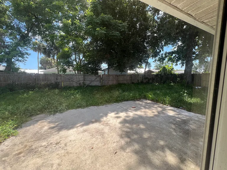 1183 Peachtree Rd — Photo 9