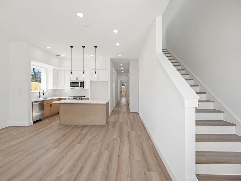 3510 Adair St — Photo 14