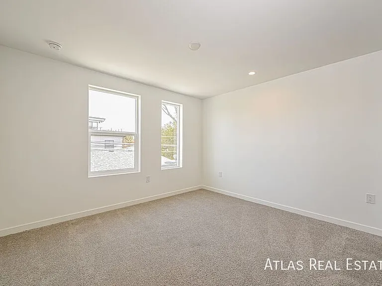 2640 S Delaware St #3 — Photo 12