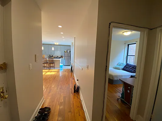 Rented by Mdays Realty | media 20