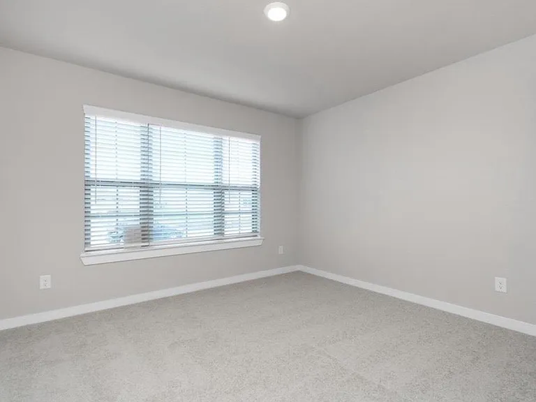 2627 Border Cove Cir — Photo 9