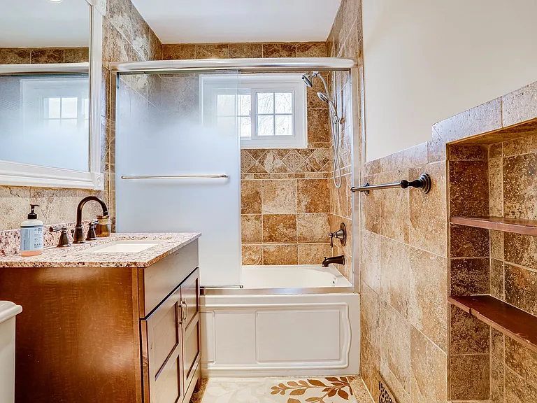 7601 Mendota Pl — Photo 20