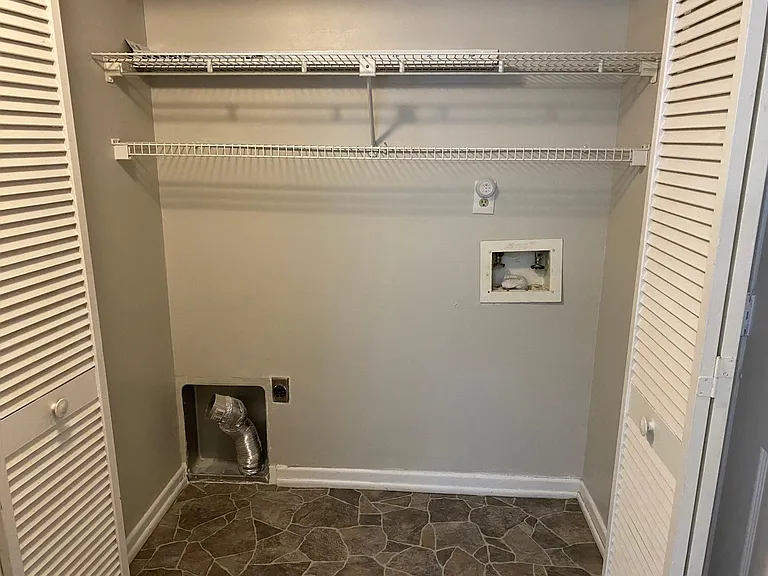 1801 Northlake Dr — Photo 9