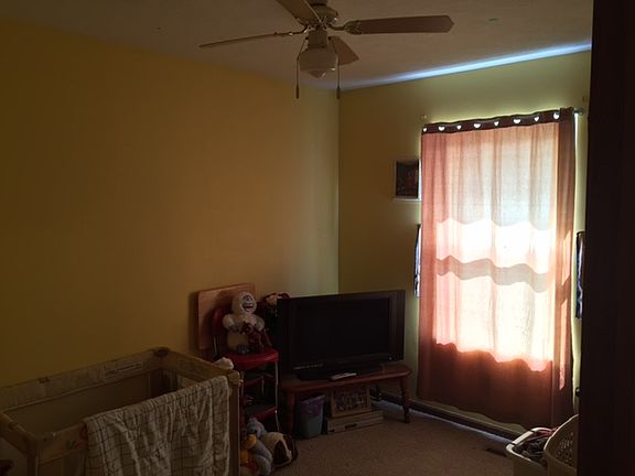 3rd image of 125 Babcock St