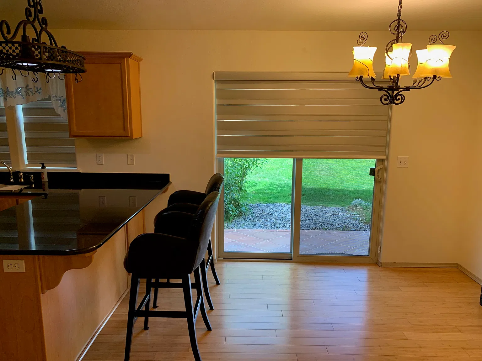 3 bed, 2.5 bath, 1609 sqft, $2,600 — Photo 4