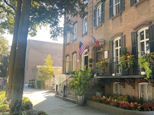 107 West Liberty Street