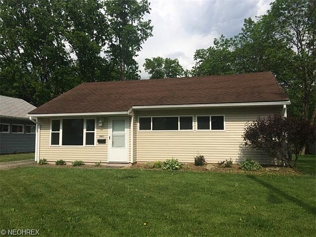 1st image of 2821 9th St