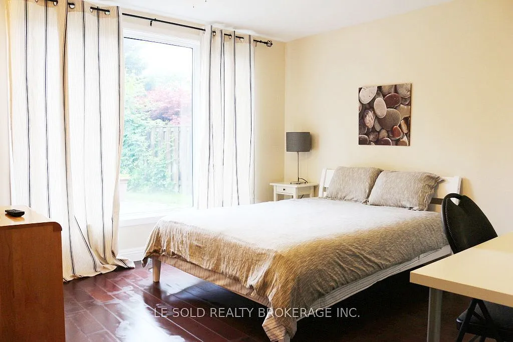 1 bed, $1,200 — Photo 2