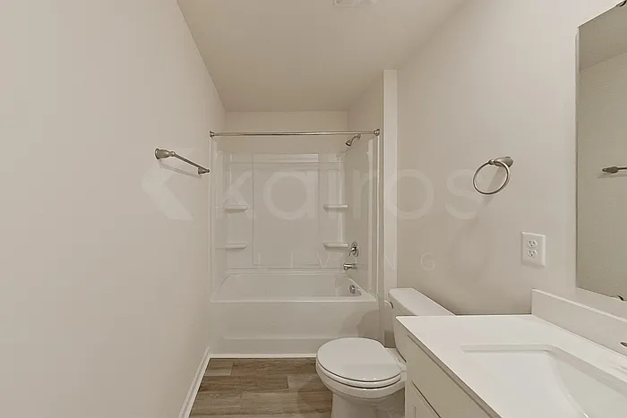 113 Inez Ave — Photo 18