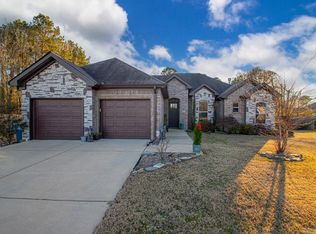 2713 Johnswood Village Dr, Bryant, AR 72022