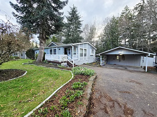 140 SE Fuchsia Ave Photo 1