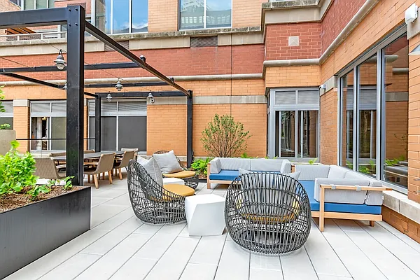 Rented by Bozzuto Management | media 18